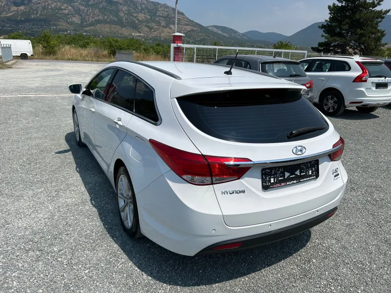 Hyundai I40 (KATO НОВА) Image 8