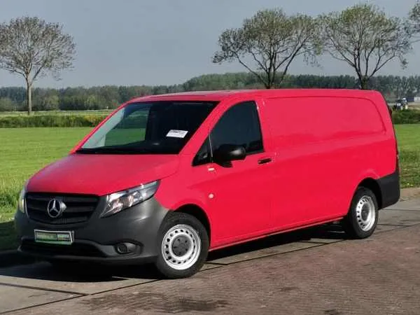 Mercedes-Benz Vito 114 Lang L2H1 AUT 136PK Image 2