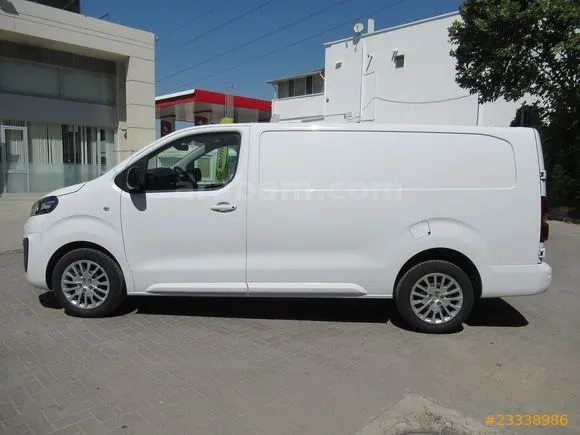 Opel Vivaro 2.0 CDTI Elegance XL Image 1